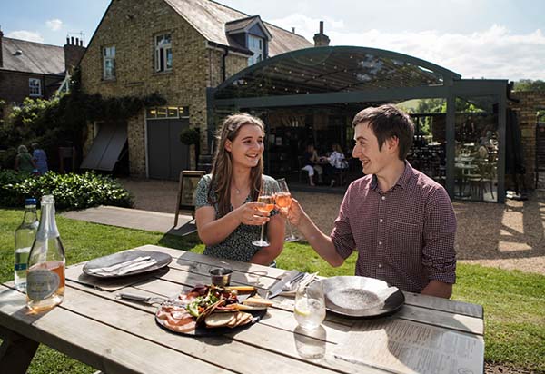 Couple dining at the Mount Vineyard